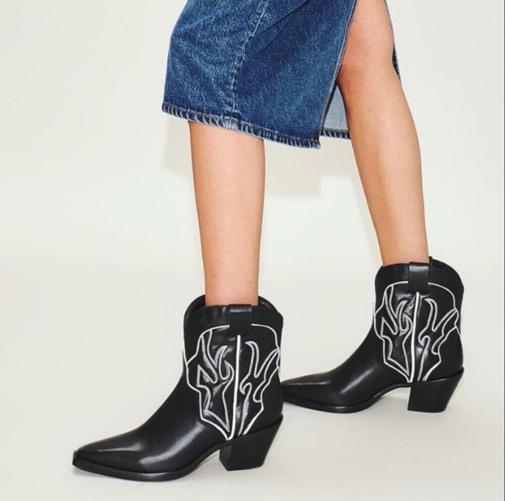 Reformation Otto Mini Western Boot in Black/Ivory Size 9